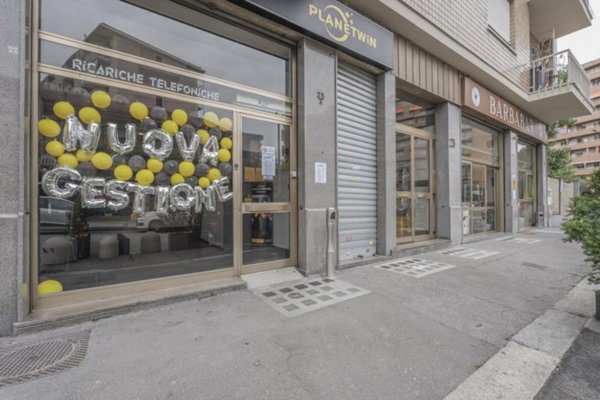 negozio in vendita a Torino in zona Lucento