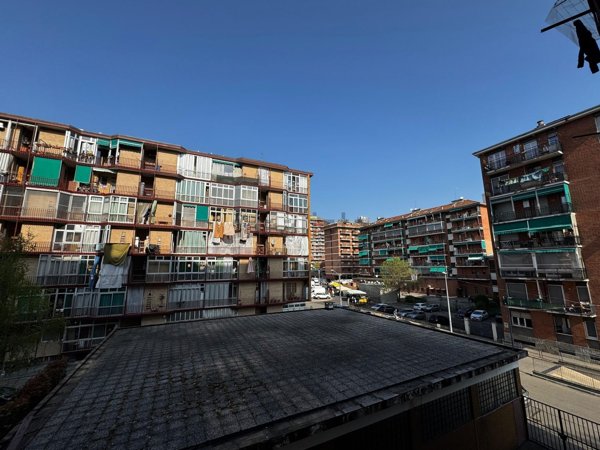 appartamento in vendita a Torino in zona Lingotto
