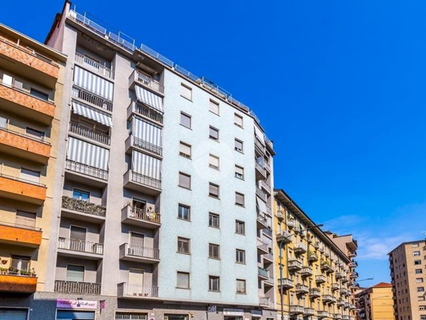 appartamento in vendita a Torino in zona Borgata Vittoria