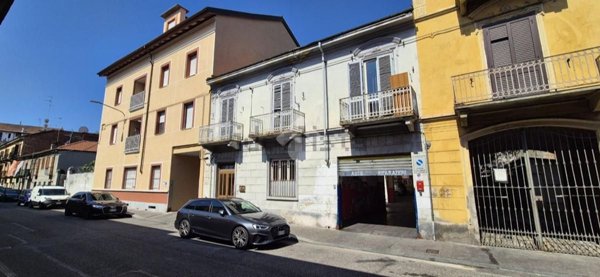 negozio in vendita a Torino in zona Barriera di Milano