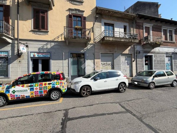 negozio in vendita a Torino in zona Borgo San Paolo