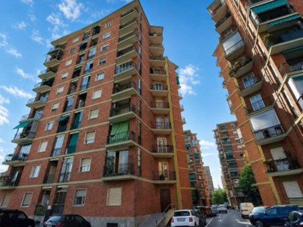 appartamento in vendita a Torino in zona Lingotto