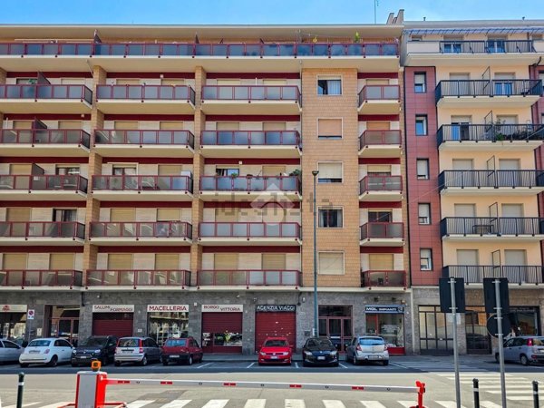 appartamento in vendita a Torino in zona Borgata Vittoria