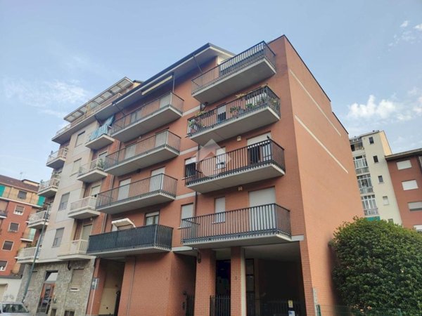 appartamento in vendita a Torino in zona Borgata Vittoria