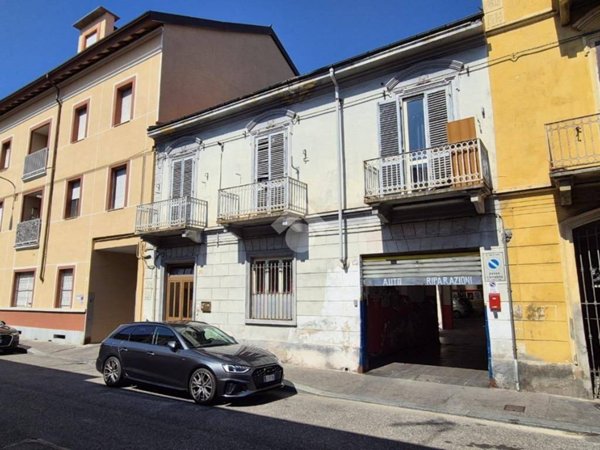 negozio in vendita a Torino in zona Barriera di Milano