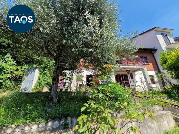 casa indipendente in vendita a Torino in zona Reaglie