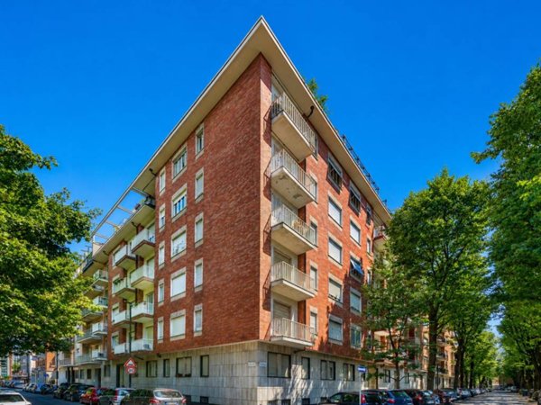 appartamento in vendita a Torino in zona Parella