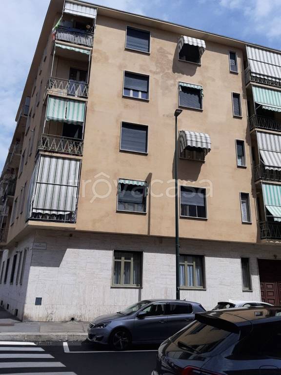 appartamento in vendita a Torino in zona Falchera