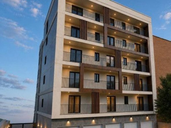 negozio in vendita a Torino in zona Mirafiori Nord