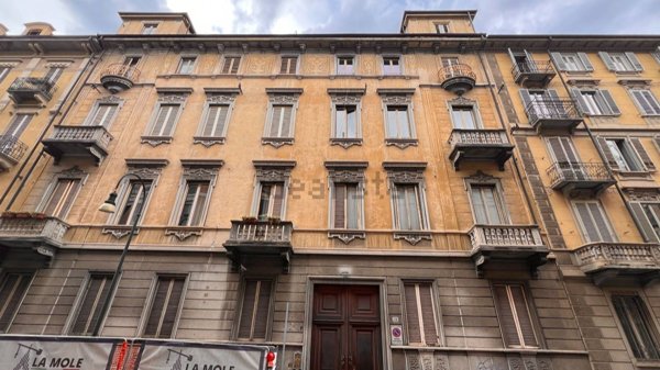 appartamento in vendita a Torino in zona Crocetta