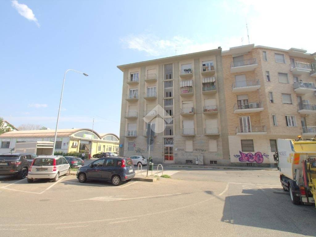 appartamento in vendita a Torino in zona Borgata Lesna