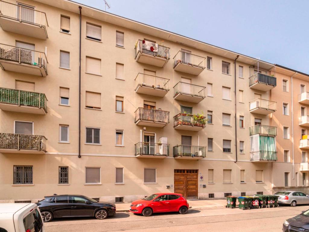 appartamento in vendita a Torino in zona Lingotto
