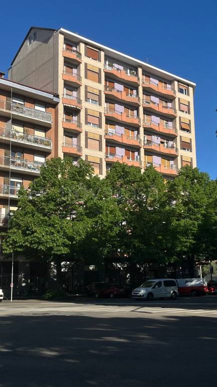 appartamento in vendita a Torino in zona Mirafiori Nord