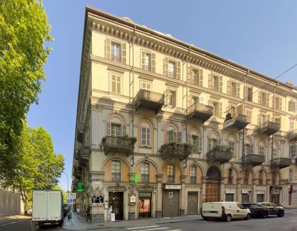 appartamento in vendita a Torino in zona San Salvario