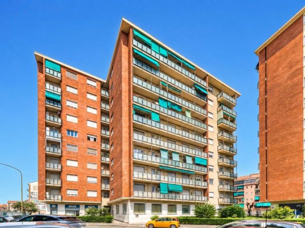 appartamento in vendita a Torino in zona Lucento