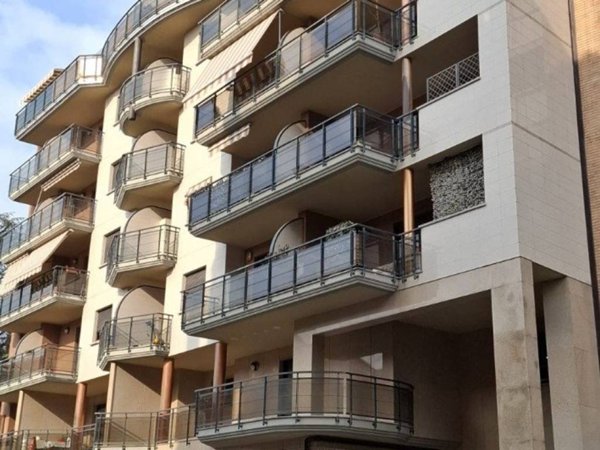 appartamento in vendita a Torino in zona Parella