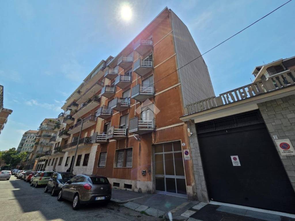 appartamento in vendita a Torino in zona Mirafiori Nord