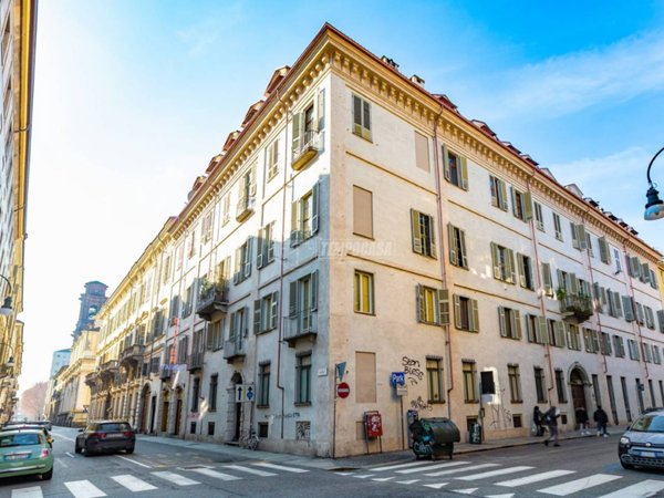 appartamento in vendita a Torino in zona Centro Storico