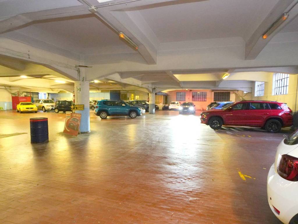 negozio in vendita a Torino in zona Borgo San Paolo
