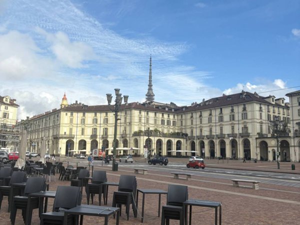 negozio in vendita a Torino in zona Gran Madre