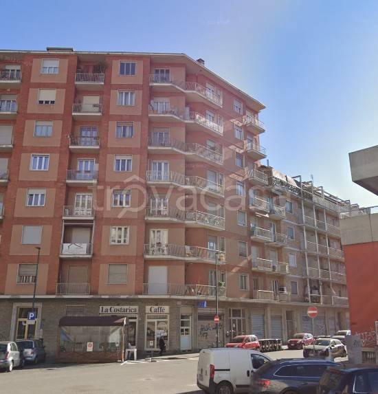 appartamento in vendita a Torino in zona Borgo San Paolo