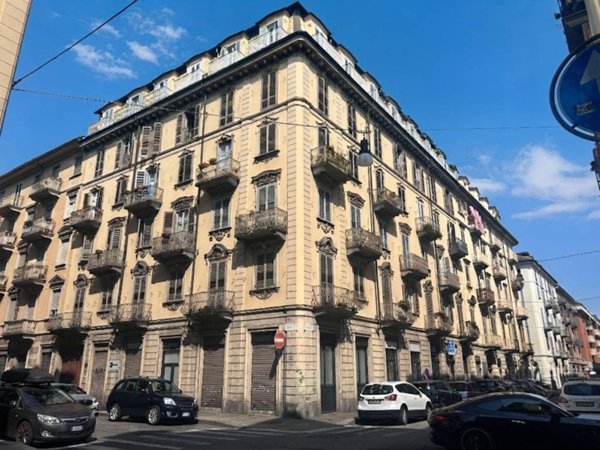 appartamento in vendita a Torino in zona Crocetta