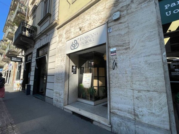 negozio in vendita a Torino in zona Crocetta