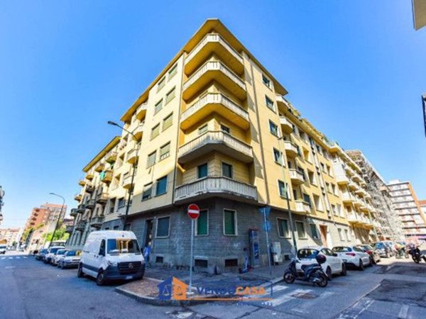 appartamento in vendita a Torino in zona Millefonti