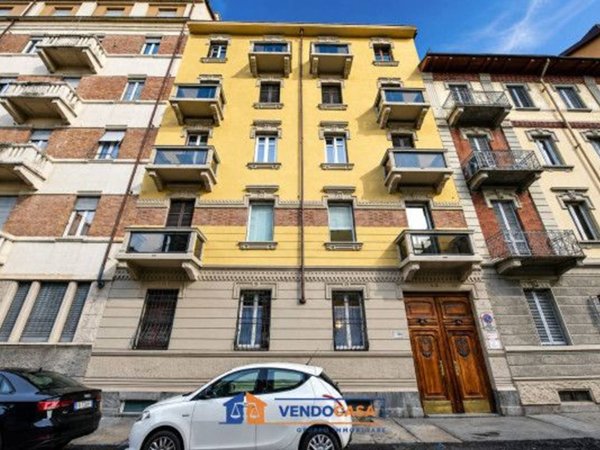 appartamento in vendita a Torino in zona Crocetta