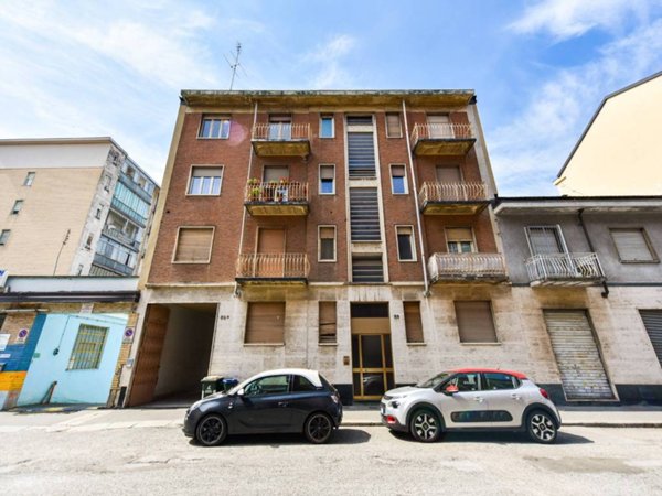 appartamento in vendita a Torino in zona Lucento