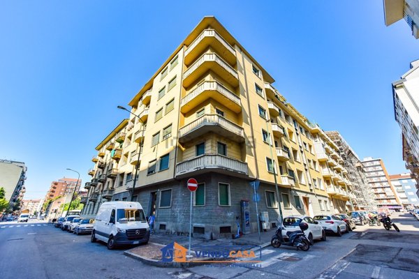 appartamento in vendita a Torino in zona Millefonti