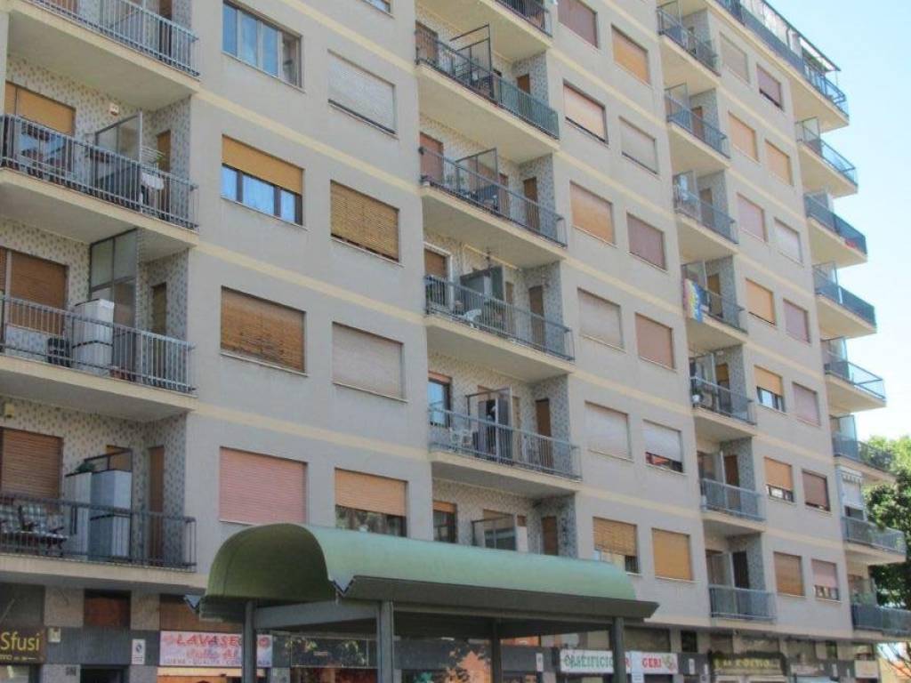 appartamento in vendita a Torino in zona Falchera