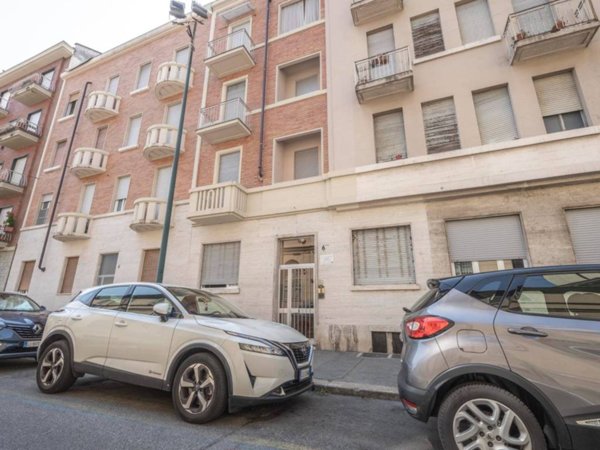 appartamento in vendita a Torino in zona Campidoglio