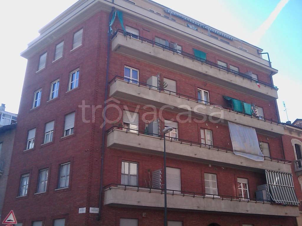 appartamento in vendita a Torino in zona Cenisia
