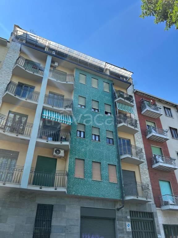 appartamento in vendita a Torino in zona Borgo San Paolo