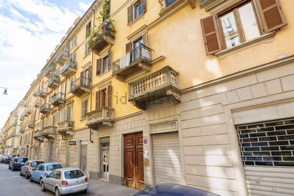 appartamento in vendita a Torino in zona Crocetta