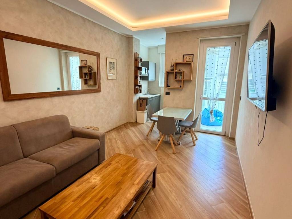 appartamento in vendita a Torino in zona Pozzo Strada