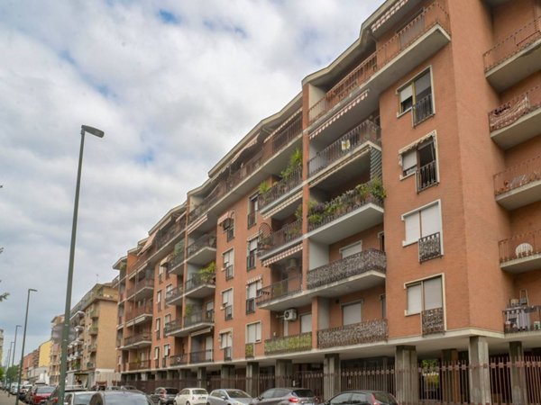 appartamento in vendita a Torino in zona Parella