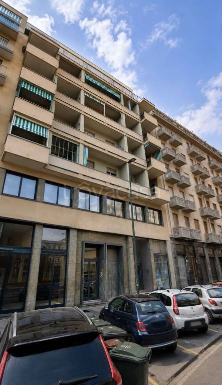 appartamento in vendita a Torino in zona Lingotto