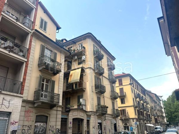 appartamento in vendita a Torino in zona Vanchiglia