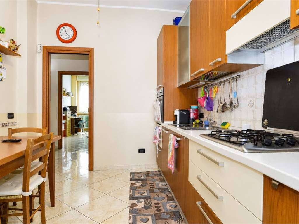 appartamento in vendita a Torino in zona Vallette