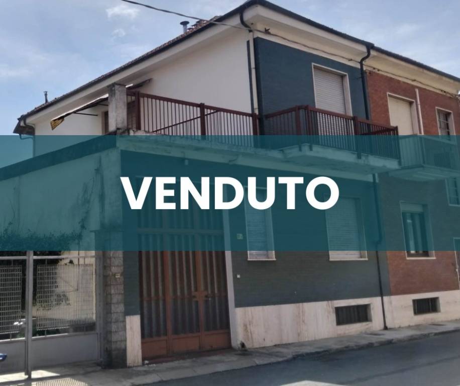 casa indipendente in vendita a Torino in zona Pozzo Strada