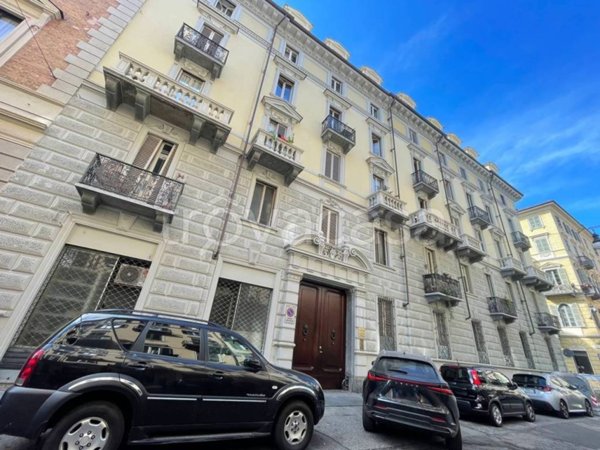 appartamento in vendita a Torino in zona San Salvario