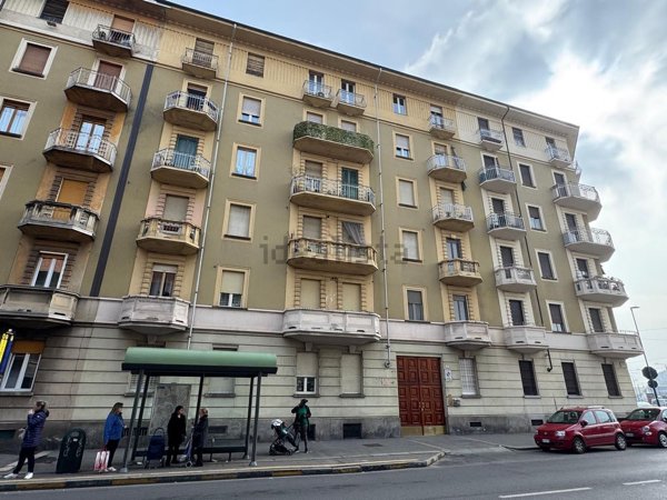 appartamento in vendita a Torino in zona Borgata Vittoria