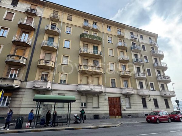 appartamento in vendita a Torino in zona Borgata Vittoria