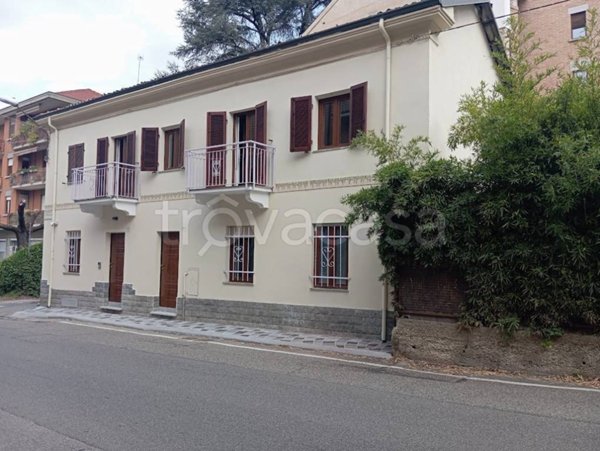 casa indipendente in vendita a Torino in zona Sassi