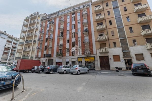 appartamento in vendita a Torino in zona Santa Rita