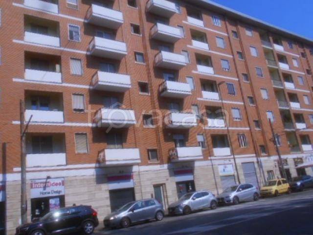 appartamento in vendita a Torino in zona Barriera di Milano