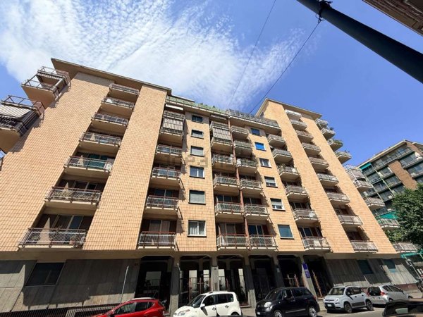 appartamento in vendita a Torino in zona Borgata Vittoria