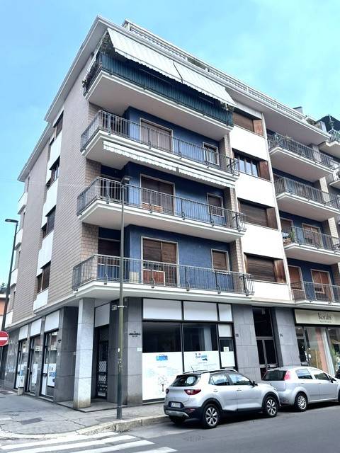 appartamento in vendita a Torino in zona Parella